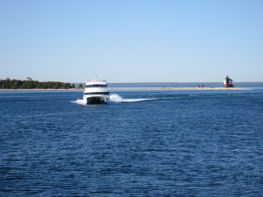 Mackinaw Island Area May 2008 0205.jpg - May 24 2008 a trip to Mackinac City for a 5 M race and a visit to Mackinac Island. A day to the UP, Paradise, Whitefish Point and Tahquamen Falls. This was followed by trips to Petoskey and Charlevoix.